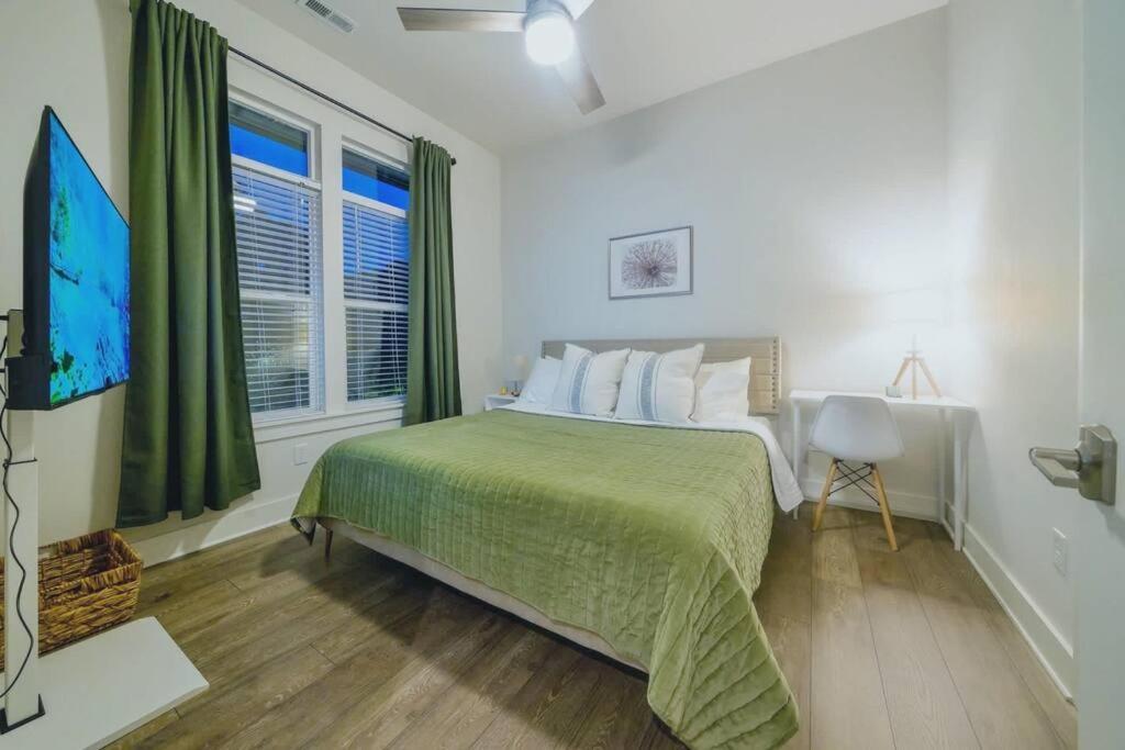 Apartamento New Stylish Getaway- 5 Mil To Uptown/3 Smart Tvs! Charlotte Exterior foto