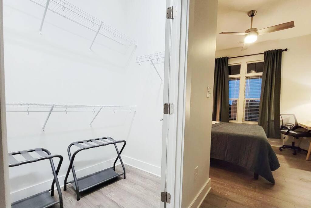 Apartamento New Stylish Getaway- 5 Mil To Uptown/3 Smart Tvs! Charlotte Exterior foto